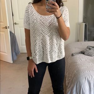 Short sleeve sweater